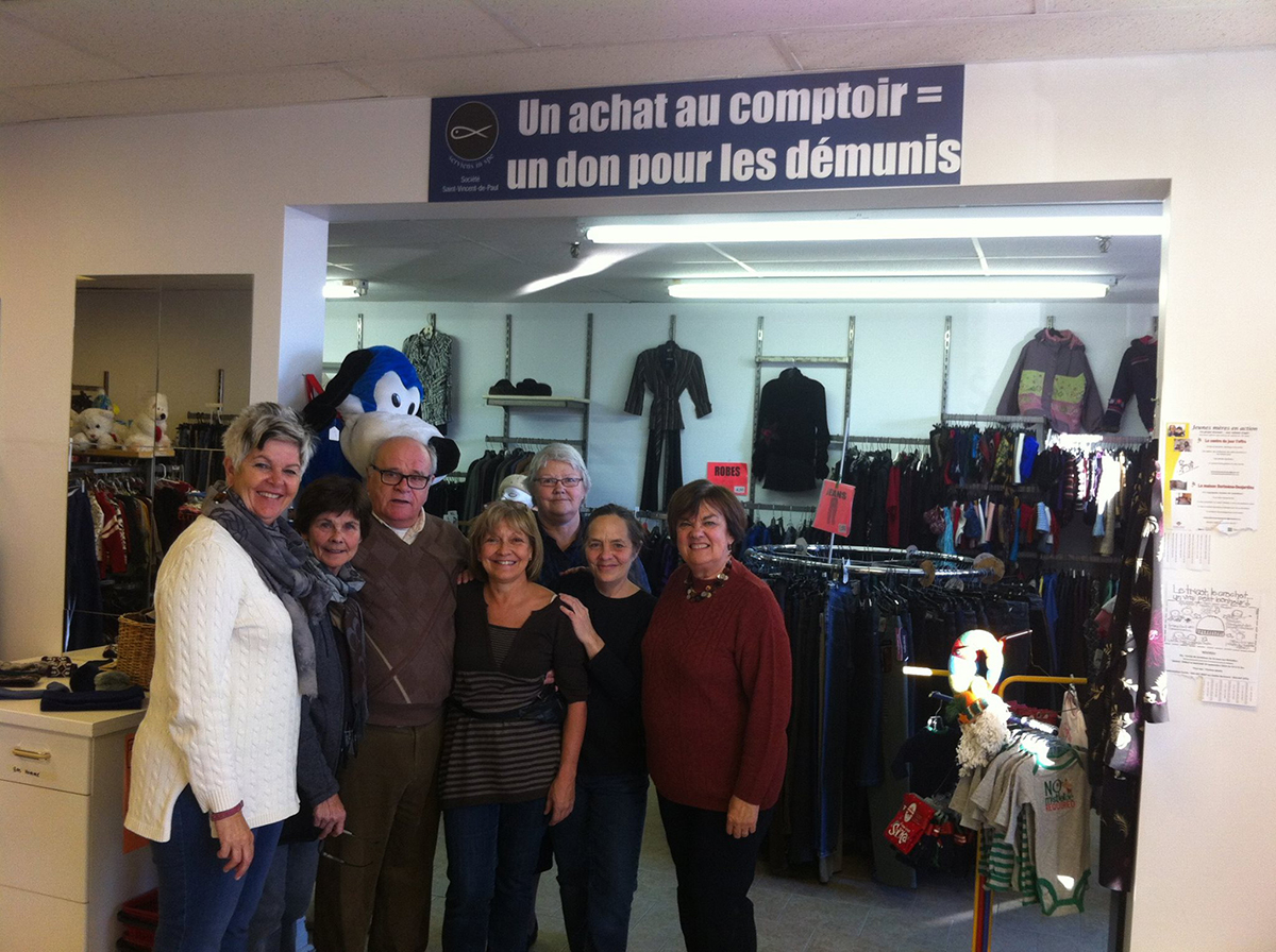 benevoles-comptoir-vestimentaire